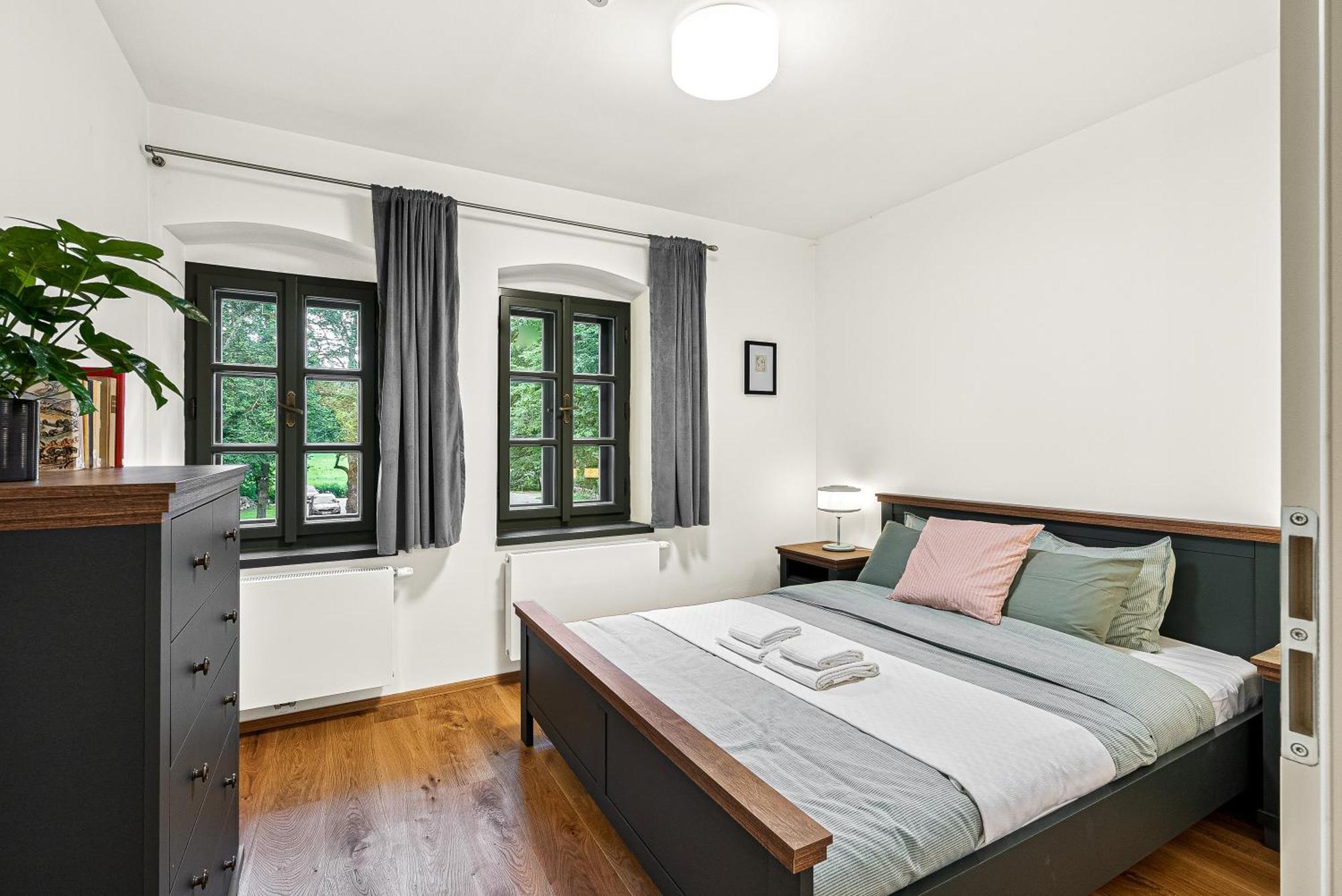 Vyletni Restaurace Rudolfov Hotel ยินดริคูฟราเดตส์ ภายนอก รูปภาพ